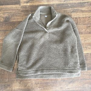 Aerie Fleece pullover